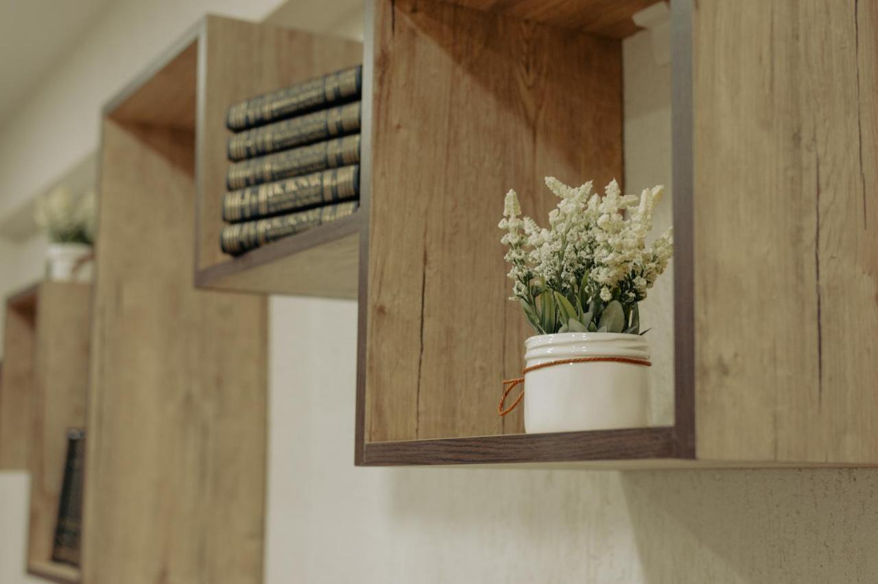 Petroşani Studio 63 מראה חיצוני תמונה